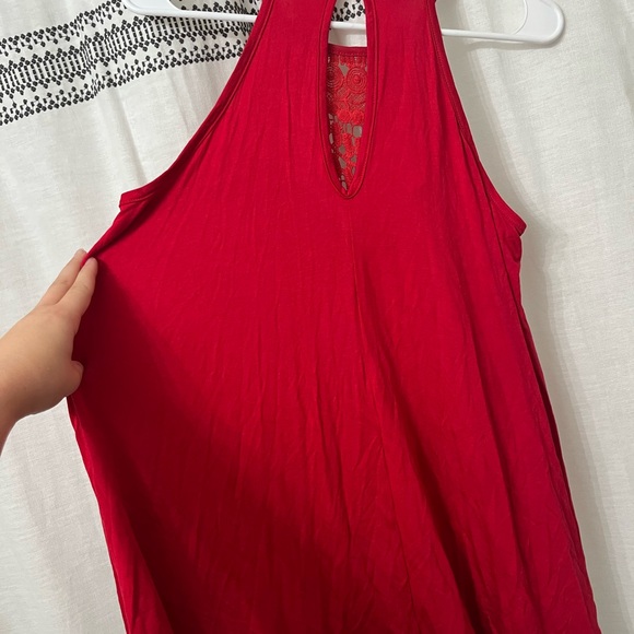 Red Top - Picture 2 of 3